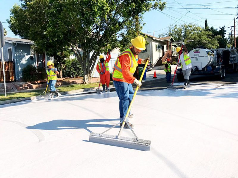Pavimentação branca ajuda a diminuir a alta sensação térmica