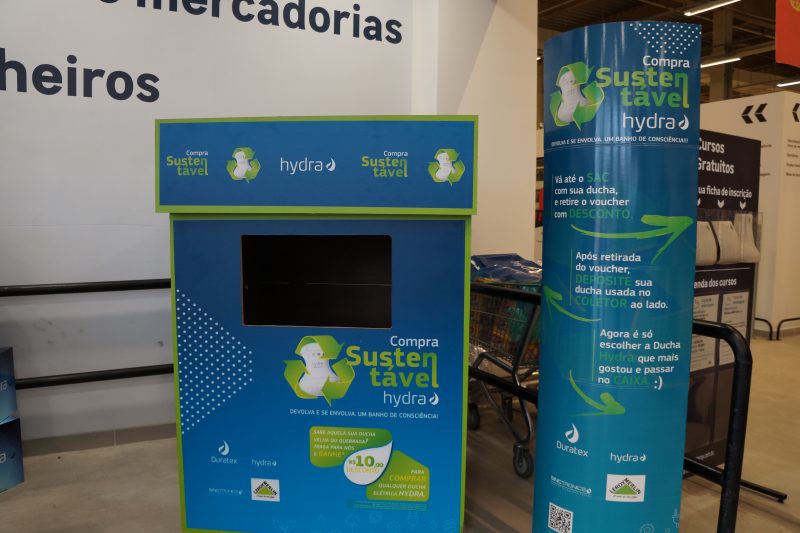 Caixote de descarte dos chuveiros