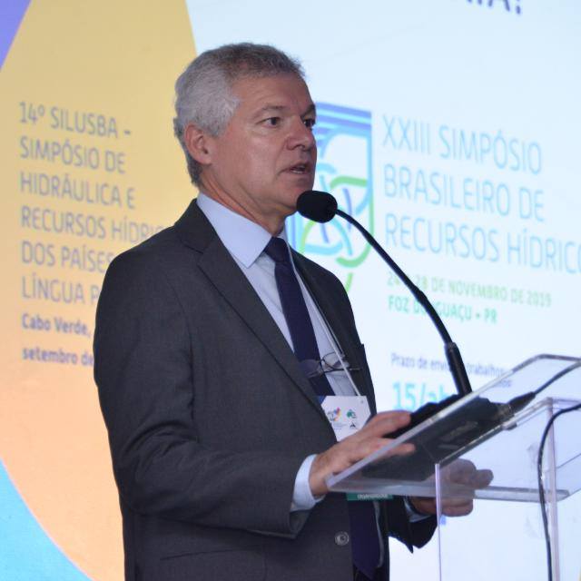 Adilson Pinheiro, presidente da ABRHidro