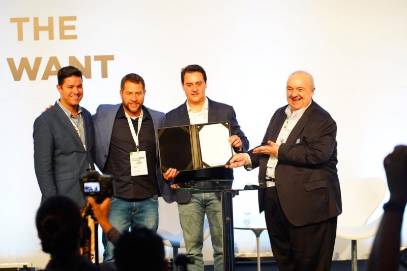 O governador do Paraná, Ratinho Júnior, e o prefeito de Curitiba, Rafael Greca, marcaram presença no Smart City Expo 2019