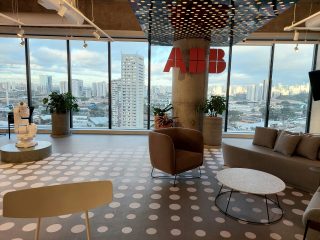 ABB inaugura nova sede