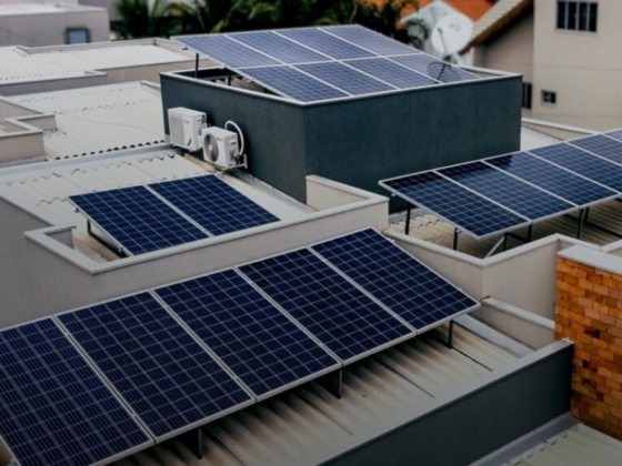 Energia solar reduz custos e atrai famílias